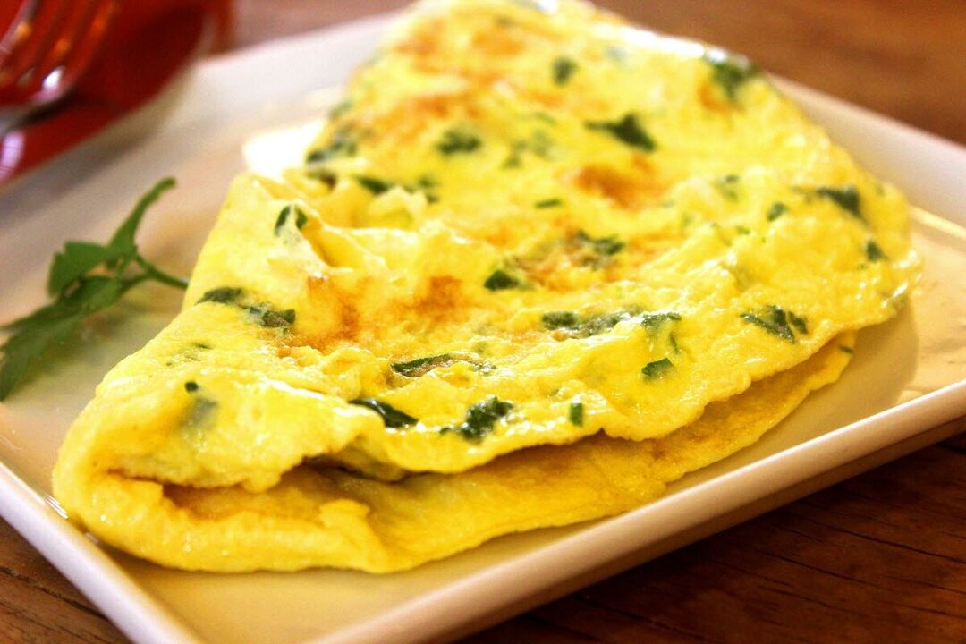Omelet is a dietary dish with eggs, allowed for patients with pancreatitis